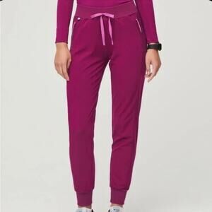Figs Boston Slim Jogger Scrub Pants in Dark Magenta Size XXSmall Tall NWT